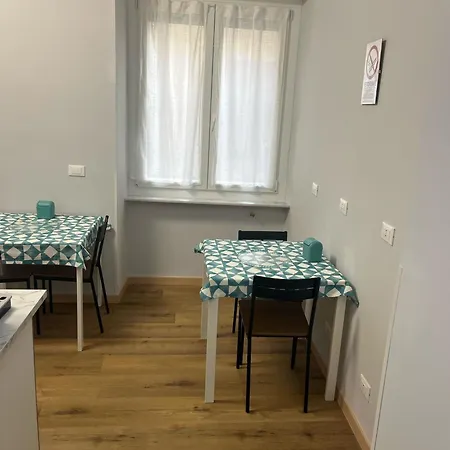 B&B Genova Centrale 3* Genoa