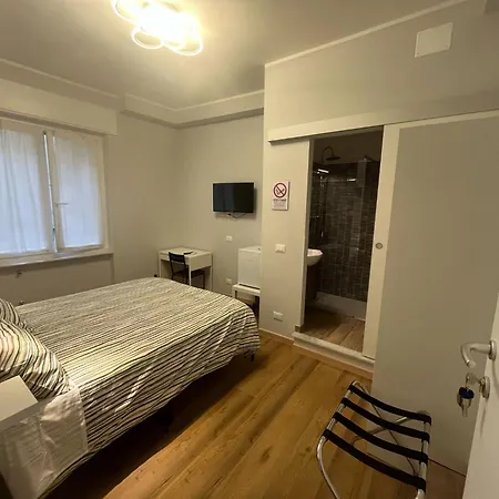 B&B Genova Centrale Genua