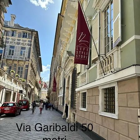 B&B Genova Centrale 3*